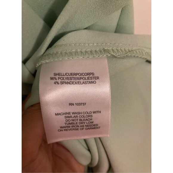 Donna Morgan Women's Crepe Faux Wrap Dress - Picture 4 of 5